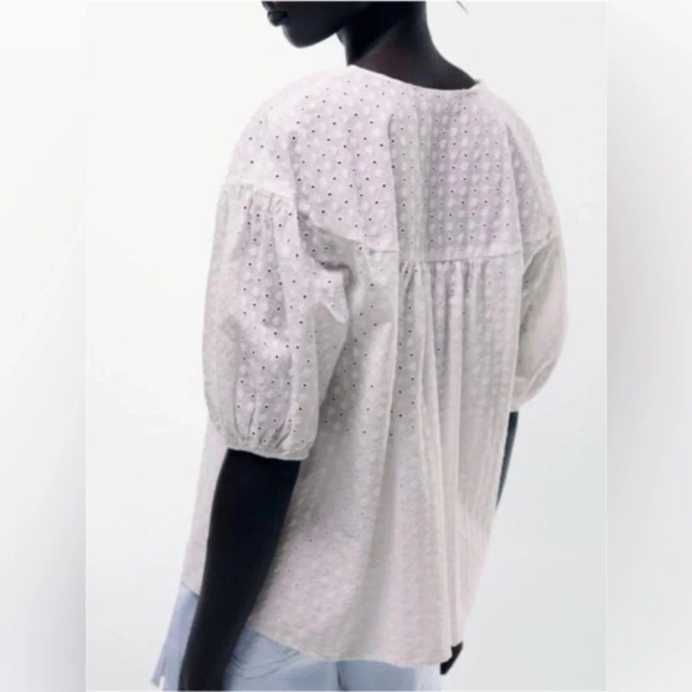 Zara Embroidered Eyelet Blouse White NWT